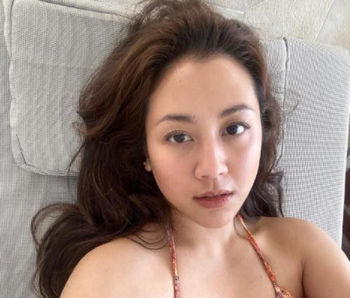 Postingan Sherina Munaf Di IG Bikin Penasaran Netizen Pakai Bikini