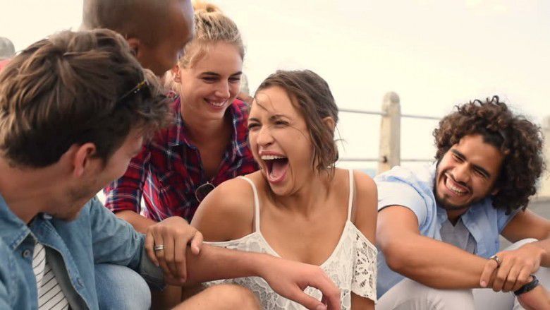 8. Orang hebat adalah mereka yang mampu bangkit lagi setelah terpuruk