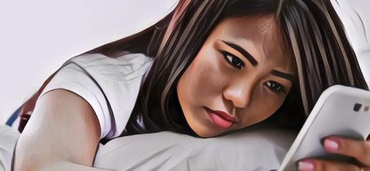 Cewek Mesti Peka! Begini 3 Tanda Kalo Cowok Gak Tertarik Denganmu