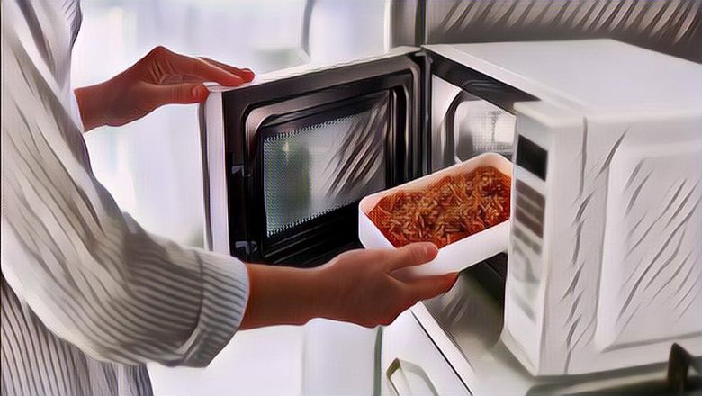 6 Makanan yang Tidak Boleh Dipanasin Lagi, Bisa Berbahaya Bagi Tubuh!
