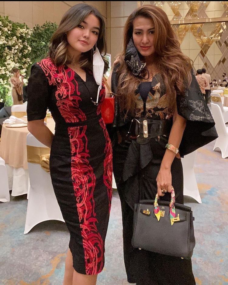 3. Mewarisi Paras Ibunya