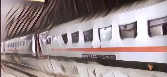 Cerita Penumpang Duduk di Gerbong Kereta Sendirian Saat Perjalanan Malam