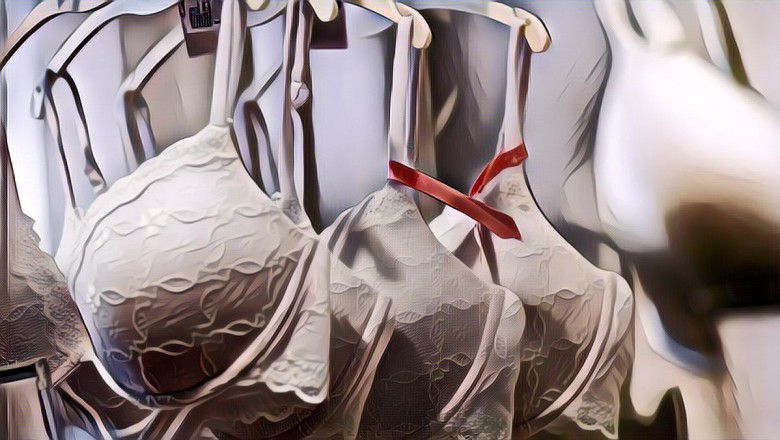 Hih Ngeri! Wanita Ini Hampir Dimakan oleh 'Bakteri Pemakan Daging' Usai Menggunakan Bra Kawat