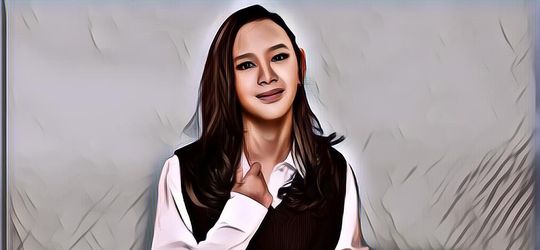 Single Ketiga Dinda Ghania Ajak Penggemar Untuk Mengejar Cita-Cita Bukan Cinta Saja