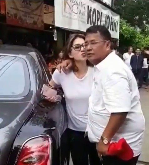 5. Bersama Model Asal Pontianak