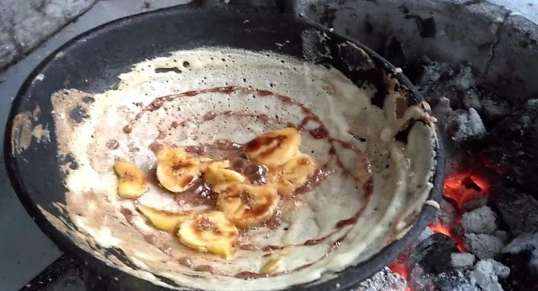 1. Kue Leker Pak Sukiyo