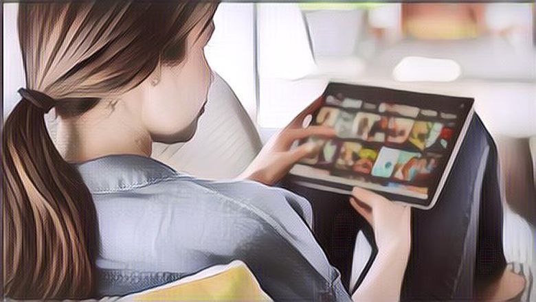 Wanita Ini Digaji Tinggi Cuma untuk Nonton Film Porno, Sirik Gak?