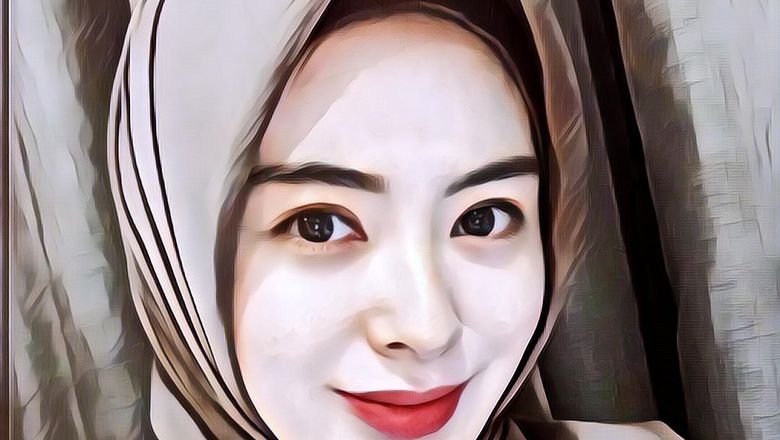 Mau Sukses Taaruf Sama Ayana Moon yang Cantik? Begini Tipe Cowok Idamannya Gengs!