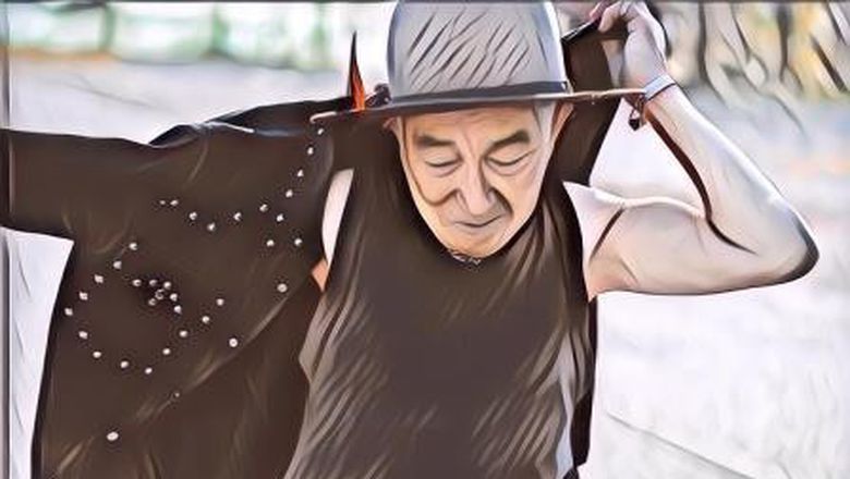 Dandanan Kakek Ini Swag Abis! Tetep Bergaya Streetwear Meski Usianya Udah 85 Tahun