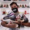 Mengenal Sosok Yezzy Busta Reviewer Sepatu Kw Para Artis Dunia