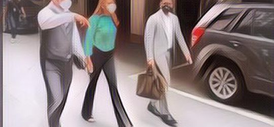 Cantiknya Tamara Bleszynski Saat Datangi Mabes Polri, Siapa yang Dilaporkan?