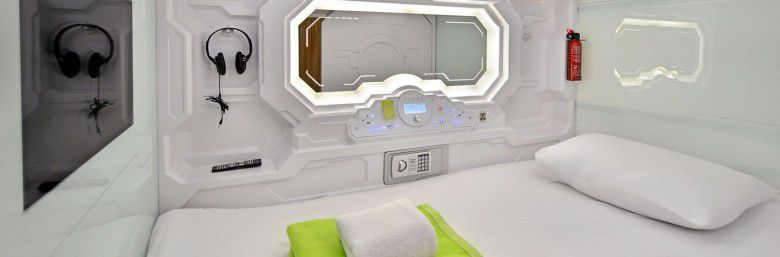 3. Whiz Capsule Hotel Grand Bromo