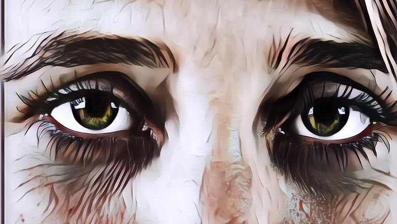 Tips Hilangkan Mata Panda Biar Penampilan Liburanmu Lebih Fresh