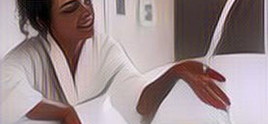 5 Manfaat Mandi Sebelum Subuh, Cegah Berbagai Macam Penyakit