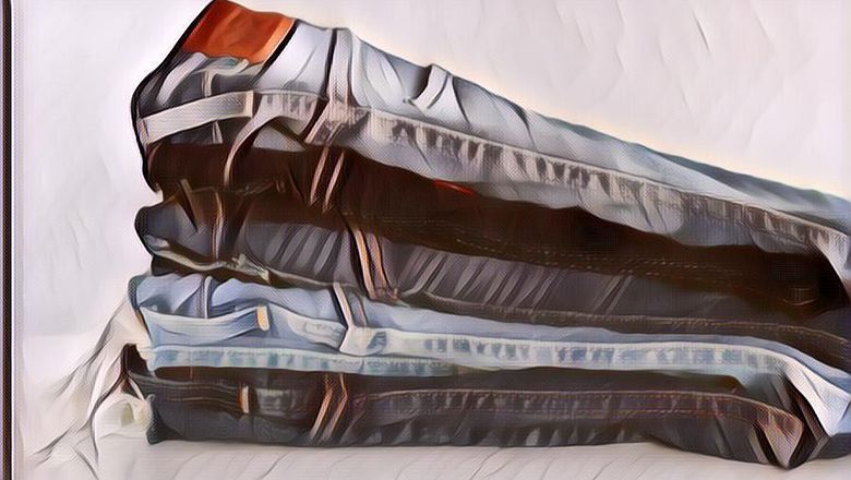 Seberapa Sering Kita Harus Mencuci Jeans? Ini Kata Ahli!