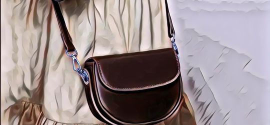 3 Tips Merawat Sling Bag Biar Nggak Cepat Rusak