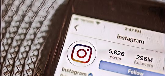 Instagram Hapus Tagar Informasi Palsu Terkait Vaksinasi