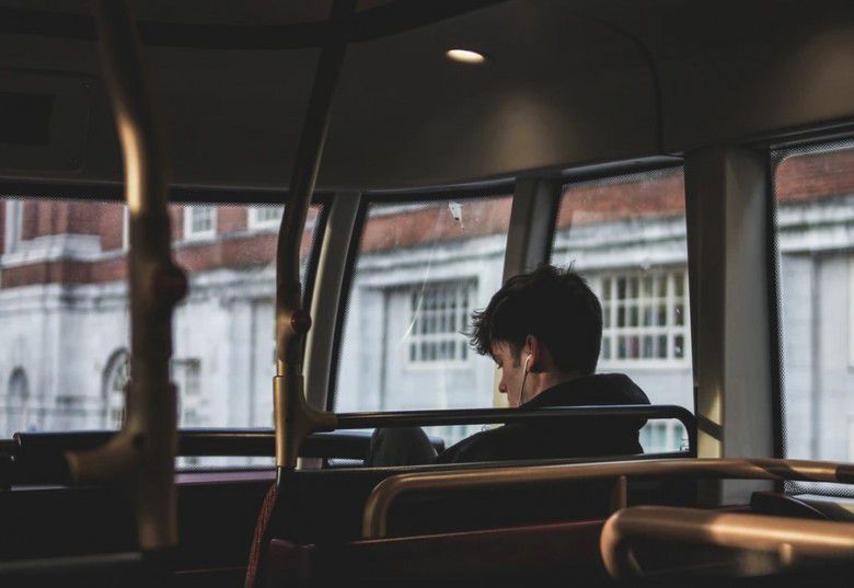 #4 Melakukan hobi, apa kek gitu