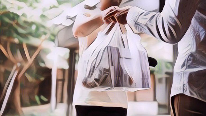 Cuma Gegara Minta Tambahan Uang Parkir, Ojol Ini Jadi Batal Dapat Pesanan