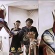 Ada-Ada Saja! Pengantin Wanita Pakai Kostum Ultramen Di Hari Pernikahan, Reaksi Suaminya Jadi Sorotan