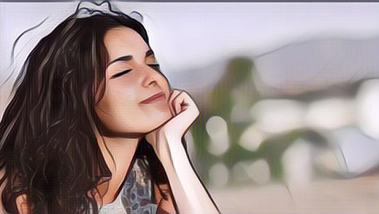 5 Bahasa Tubuh Wanita Jatuh Cinta yang Bisa Terlihat Oleh Mata, Yuk Simak!