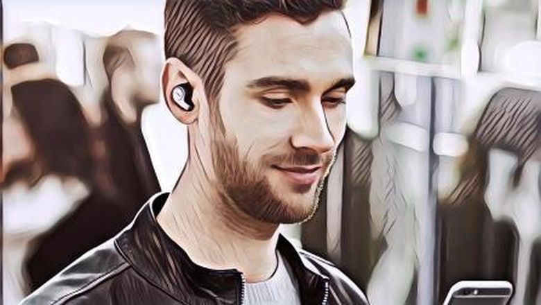 Dengerin Musik dengan Bluetooth Earphone Picu Kanker Nggak Sih? Ini Penjelasannya