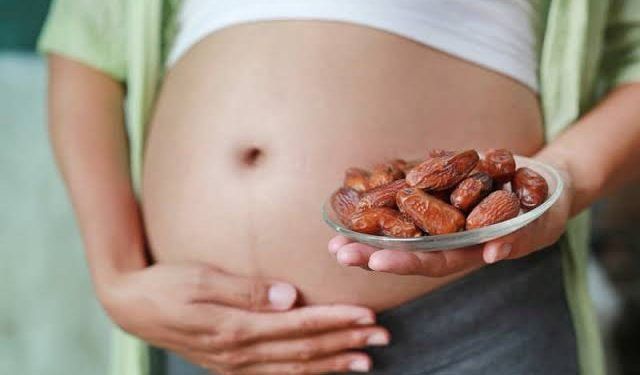 4. Melancarkan Persalinan