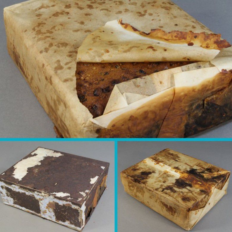 1. Kue buah di Antartika