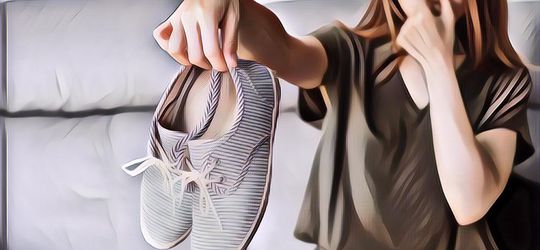 Ini Nih Tips Sepatu Agar Tidak Bau, Enggak Perlu Dicuci, Lho!