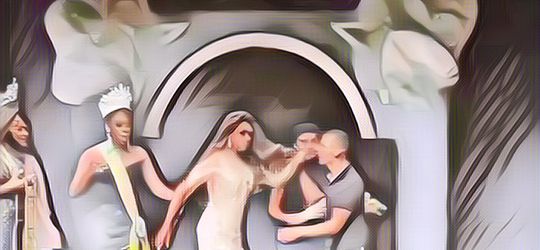 Viral Seorang Pria Ngamuk Banting Mahkota di Panggung Usai Istrinya Disebut Hanya Juara 2 Ratu Kecantikan