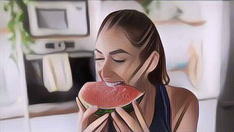 Ini Dia  4 Jenis Makanan dan Minuman yang Sebaiknya Tidak Dikonsumsi Bersamaan dengan Semangka