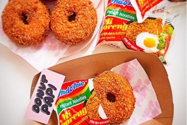5. Donat Indomie