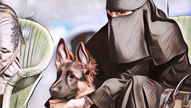 Viral! Dulu Buka Pantai Bebas Berbikini, Kini Pertama di Arab Saudi Ada Kafe untuk Ngopi Bareng Anjing