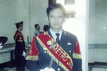 # Sosok Kompol D yang Berpangkat Perwira