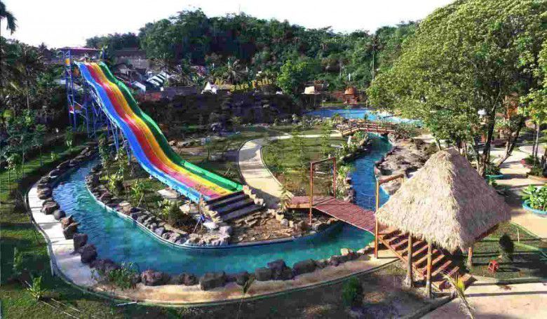 2. Santa Sea Waterpark