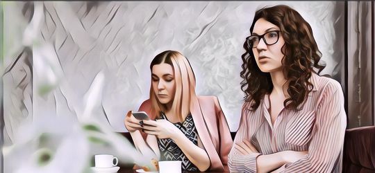 Tetap Jaga Sopan Santun, Ini 4 Hal yang Harus Dihindari Saat Bertamu