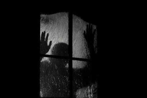 5. Adanya ruangan khusus yang tertutup