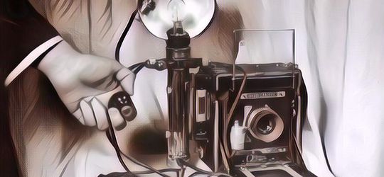 Kenapa Ya, Orang Jaman Dulu Gak Pernah Senyum Pas Difoto? Ini Alasannya...