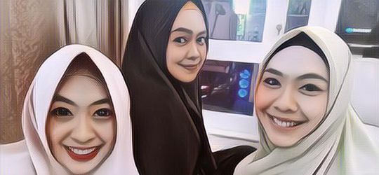 Polemik Konten Ria Ricis, Intip 5 Momen Kebersamaan dengan Kedua Kakaknya yang Cantik cantik