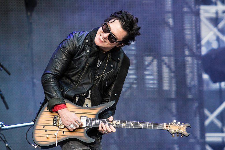 4. Synyster Gates (Avanged Sevenfold)