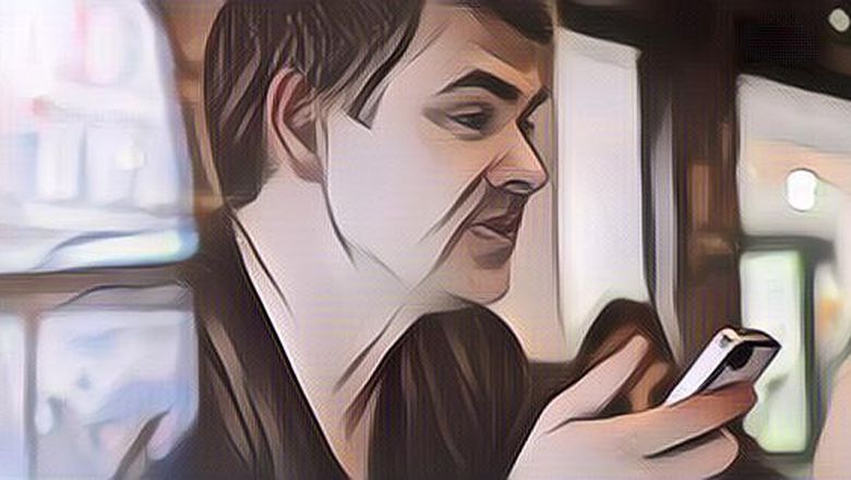 Menurut Penelitian, Curhat Online di Media Sosial Bisa Membuat Perasaanmu Lega