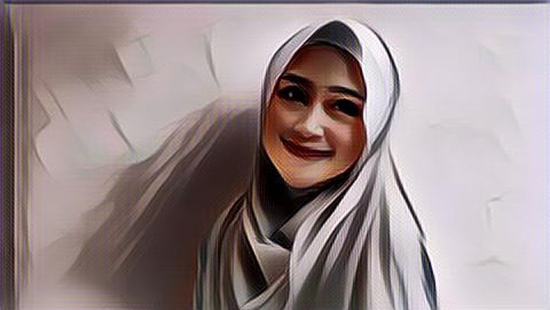 Enggak Usah Minder, Ini Nih Tips Hijab Untuk Wajah Bulat