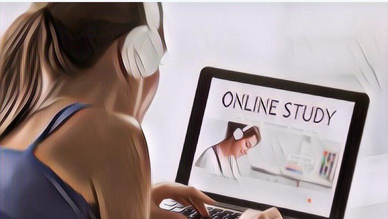 Aksi Guru Ini Bikin Ngakak! Curhat Matanya Kepedesan, Ternyata Gara-Gara Pakai Ini