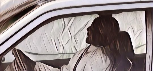 Over Cinta sama Harta, Pria Ini Dikubur Bersama Mobilnya Kesayangannya