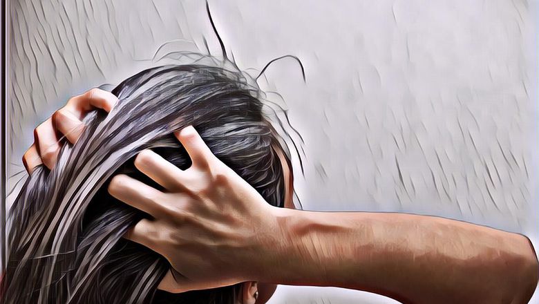 Rambut Kamu Sudah Ubanan di Usia Muda? Begini Tips Mengatasinya