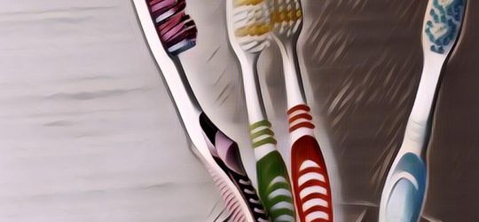 Seorang Bocah Asal India Mengaku Makan 16 Sikat Gigi Demi Mengatasi Kecanduan