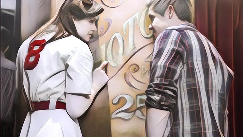 Beberapa Cara Unik Ini Bikin Orang Lain Jadi Jatuh Cinta