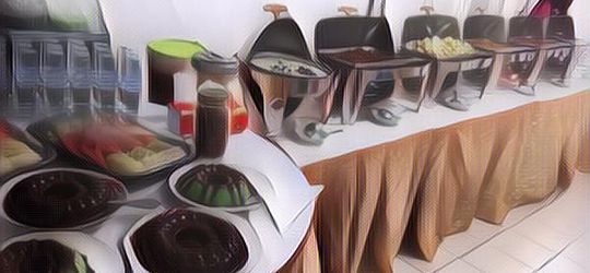 Sisa Makanan Kondangan Melimpah, Siapa yang Akhirnya Menghabiskan?