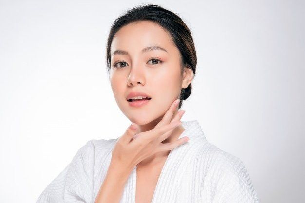 2. Mengencangkan Kulit