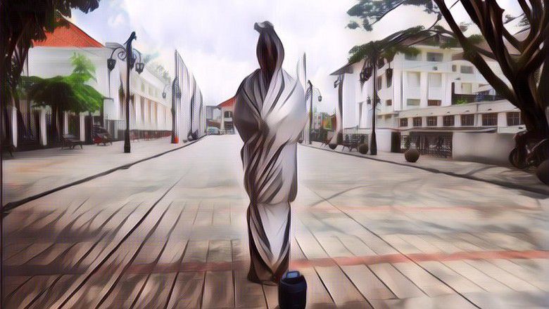 Aneka Film Pocong yang Punya Sensasi Lucu dan Horor Sekaligus